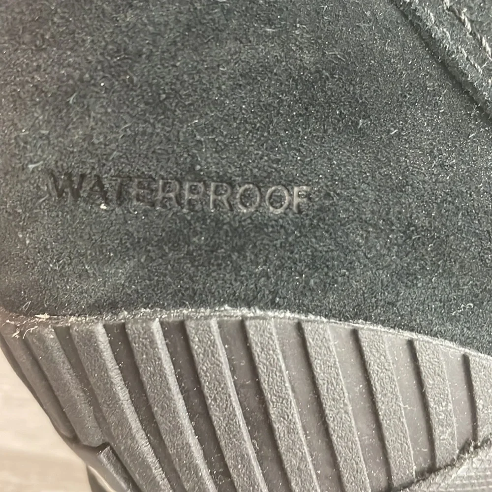 SOREL waterproof winter boots - Picture 4 of 9
